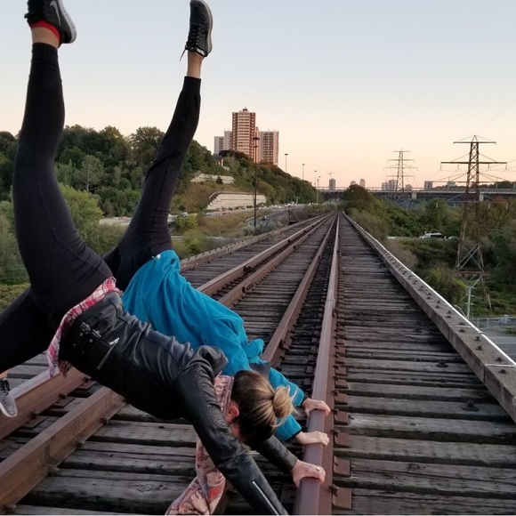 Meet your Posher, Celine - Picture 1 of 1